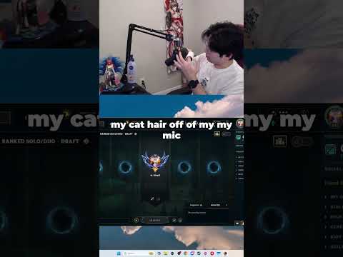 IT’S NOT TOILET PAPER 😭 #leagueoflegends #ahri #legitkorea