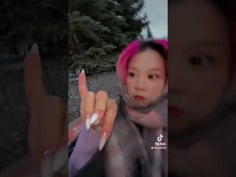 Подписывайся на меня :)