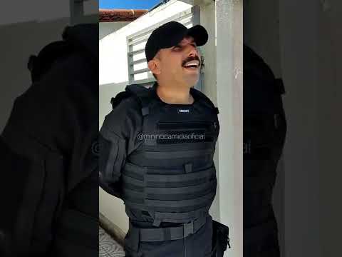 quando o pai da gata e policia 😂😂