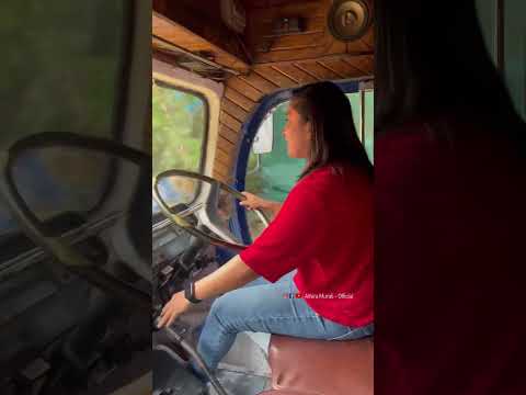 SE❤️🥰 #lorry #tata #selorry #lorrydrive #driving #athiramurali