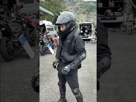 バイク用エアバッグ(Hitair)はどんな感じで膨らむのか…? #バイク #automobile #ホワイトベース #エアバッグ