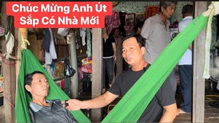 Niềm vui bất ngờ đến với gia đình Anh Út được các chú từ thiện đến khảo sát cất nhà