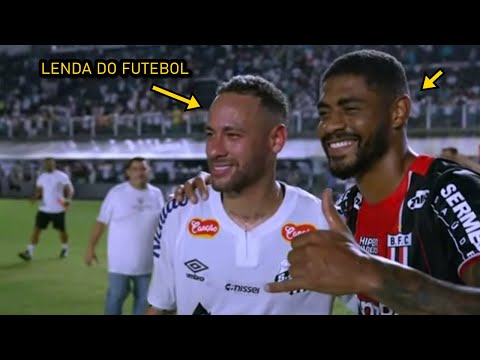 Time do Botafogo SP inteiro para ,pra tirar foto com Neymar no final da partida