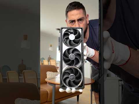 Unboxing the NEW Asus ROG Astral GeForce RTX 5080 Graphics card