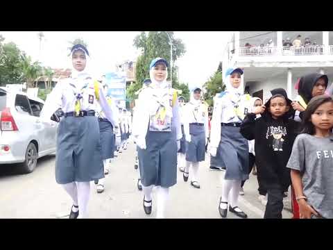 Lomba Gerak Jalan Siswa HUT Kota Baubau
