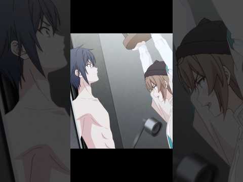 彼女は彼をシャワーで見つけた 🤯 #アニメ