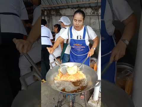 โรงทานข้าวไข่เจียววัดใหญ่ชัยมงคล งานทำบัตรคนพิการเทศบาลทุ่งเสลี่ยม