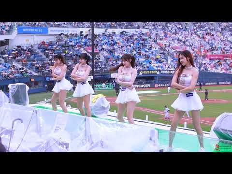난 예술이야 공연 엘지트윈스 치어리더 단체샷 250412
