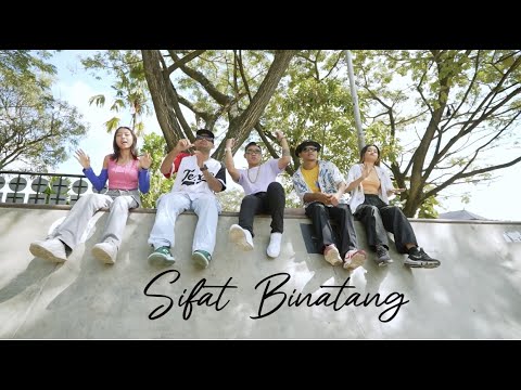 SIFAT BINATANG || @angelbert_rap ft Etgard Kalengke ( Official Music Video ) Disco Tanah 2023