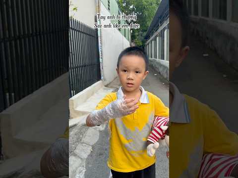 Tay anh bị thương mà#short