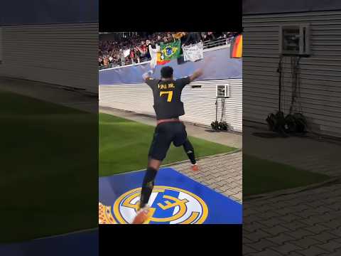 True Respect! Player Refuses to Step on Club Logo #respect #shorts