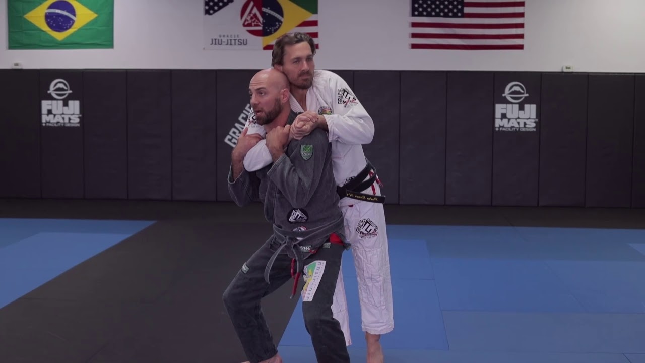 Rear choke defense