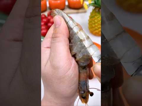 새우까기귀찮아서껍질까지먹는사람입니다🦐 #이제키토산대신에새우더먹을거에요 #신중한맥시멀리스트추천템 #신맥템