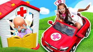 🚑 Notruf für Dr. Maya! Spiele mit der Spielzeug-Ambulanz - Maya und Lina