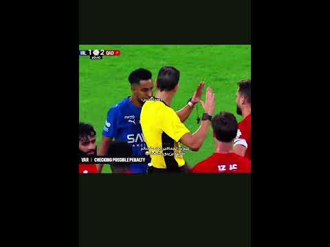 حركات سالم الدوسري مع الجمهور والحكم‏😂💙￼