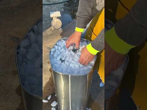 Liquid Art! #liquidaluminum #amazing #lava #cool #danger #hot