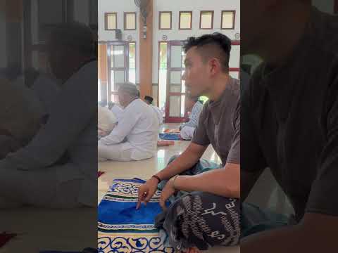 Di rumah di marahin istri di masjid di marahin ustad