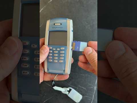 Sony Ericsson p800i The smartphone that lived in 2030 while we were in 2002 #sony #retro #nostalgia
