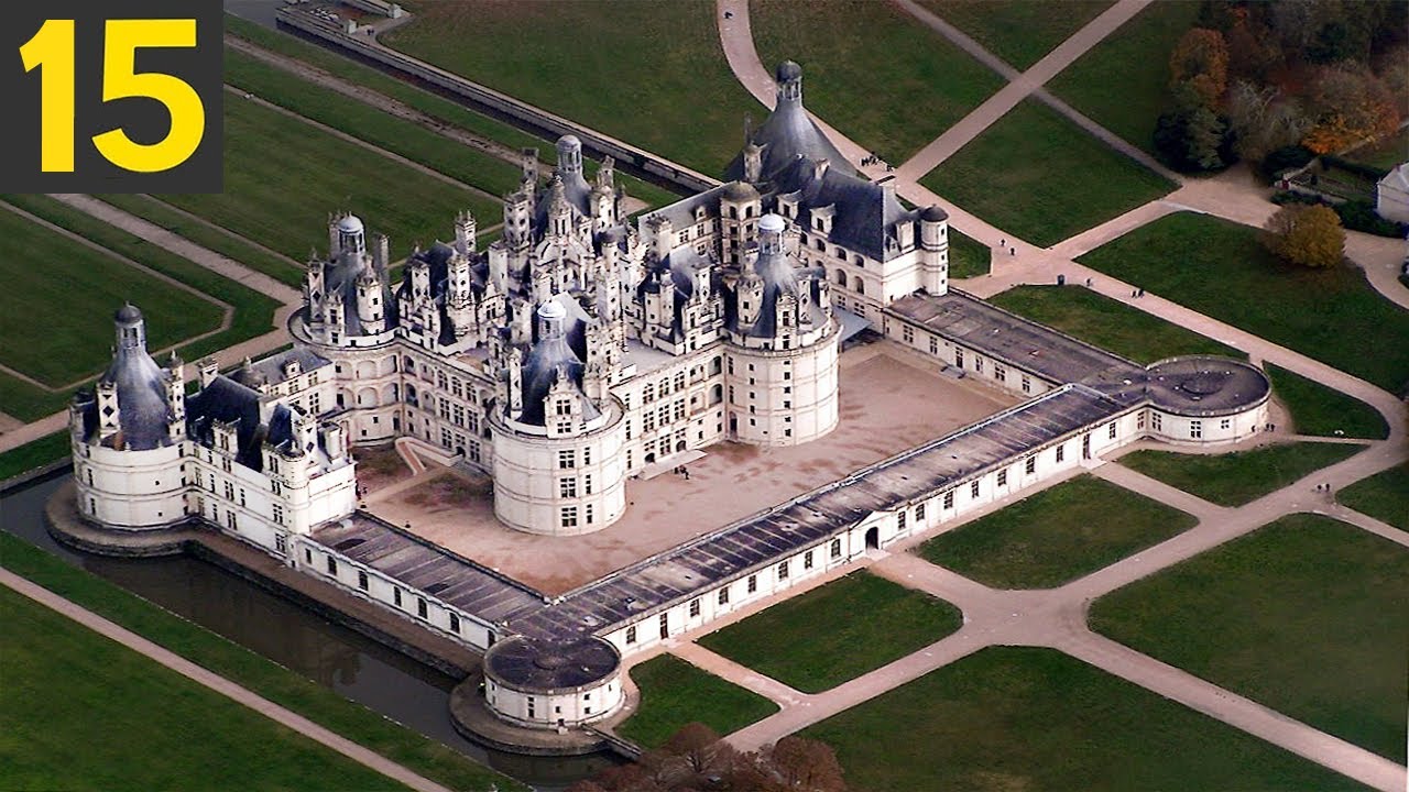 15 Of The BIGGEST Palaces on Earth