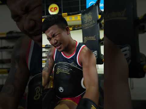 รถถัง ล่อเป้าให้บัวขาว แทบตาย !!!!! (ดูคลิปเต็มหน้าช่อง) #Shorts | Buakaw Banchamek