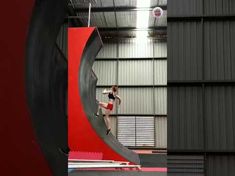very beautiful circus act everyone shocked! #shorts #shortvideos #viral #trending #circus