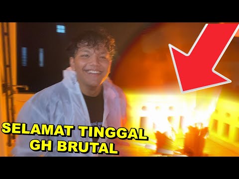 Gw Prank BAKAR Gaming House BRUTAL Dan REAKSI ANAK2 GH ... (PANIK KEBAKAR BENERAN)