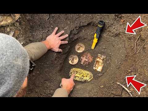 Treasure Hunt in a 5000-Year-Old Castle💰 [ Mysterious Treasure Hunt with Metal Detector ]