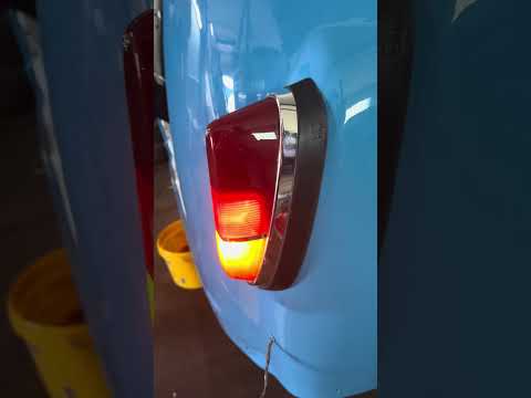 Barkas B1000, сборка после покраски.