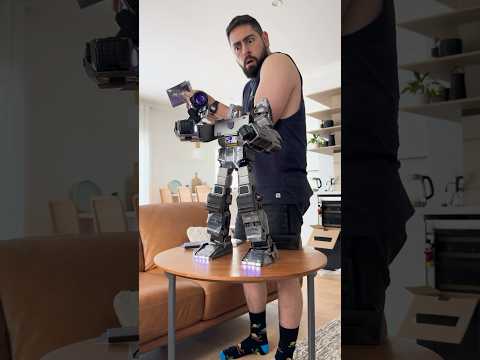 Unboxing MEGATRON 40th Anniversary Limited Edition Robot by Robosen