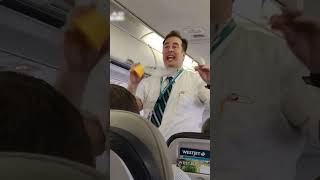 El AZAFATO ✈️ más DIVERTIDO 🤣