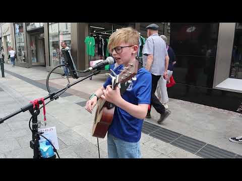11 Year Old Riordan Hopwood Brilliantly Performs "Put Your Records On" by Corinne Bailey Rae.