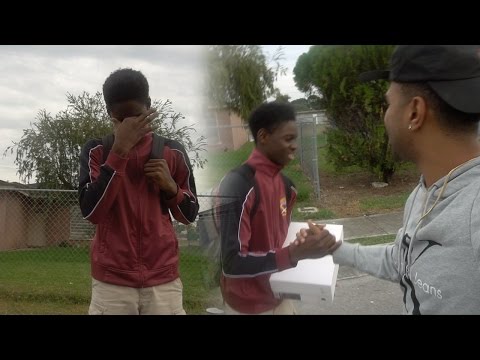 KID BREAKS DOWN IN TEARS WHEN GIVEN A PAIR OF OVO JORDAN 12'S!!  | Welcome to my Hood VLOG!