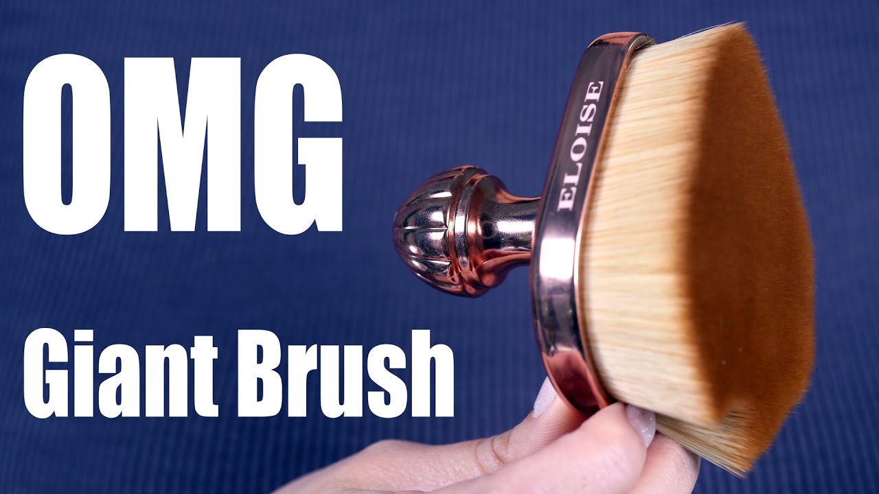OMG. WORLD'S LARGEST FOUNDATION BRUSH