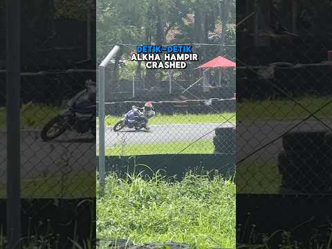 untung lutut ikutan nilep dikit haha