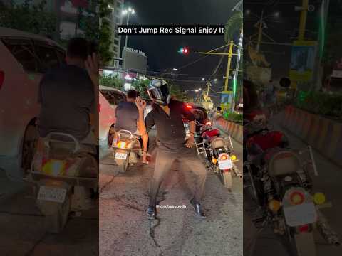 Obsessed - Riar Saab, AbhijaySharma | Vicky Kaushal | Subodh Londhe Helmet Guy | Viral Traffic Dance