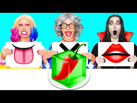 عضة لعقها أو لا شيء تحدي | مواقف مضحكة في المطبخ BaRaDa Challenge