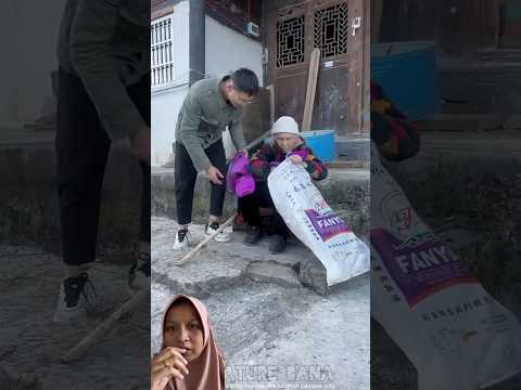 Kakak membuat koper untuk nenek‼️ #shorts #shortvideo #short #dubbing #funny #comedy #diy #love