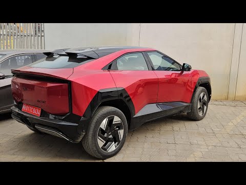 Mahindra BE 6E | 2 Colors | 2 Variant | Exterior, Interior & Driving Video | Futuristic Design