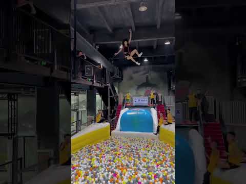 This Trampoline Is 🥱😲😲So Fun! Why Didn't We Just Start Jumping Around Like This When We Were Kids