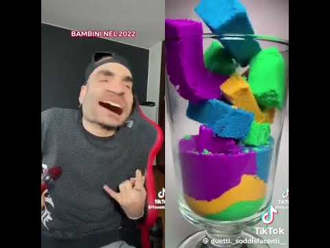 I bambini nel 2000😂 tiktok di feemilano (ASMR)