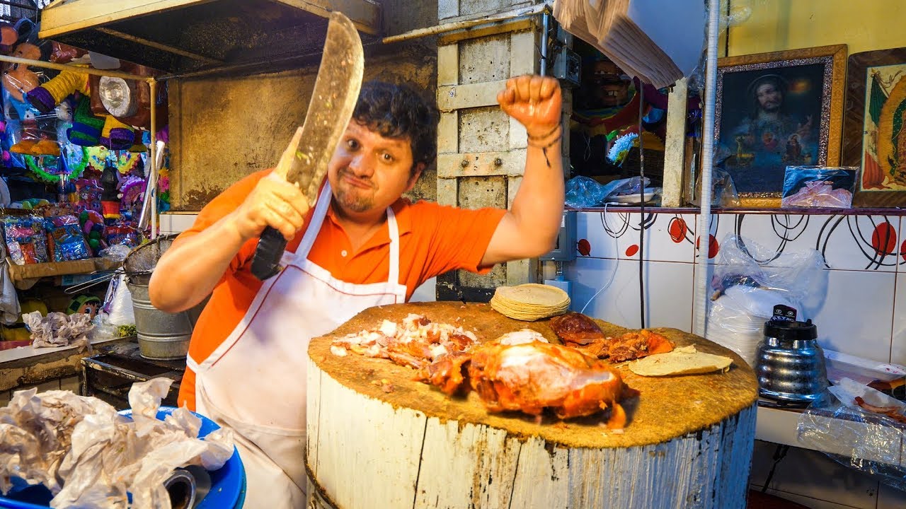 Xochimilco - STREET FOOD TOUR and BOAT RIDE on Canals of Mexico City