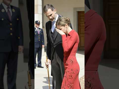 Is she crying? #royalspain #spanishroyalty #spain #felipevi #letizia