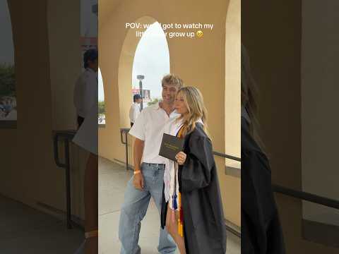 this is making me emotional 🥹 ​⁠@NicoletteDurazzo #sheadurazzo #siblings #graduation