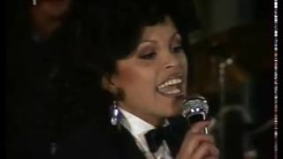Stella (Stella Maessen) - I Will Survive - Gustav Brom Orchestra - Live - 1984 ČSSR