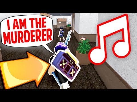 TROLLING PLAYERS WITH MY RADIO!! *FUNNY* (Roblox Murder Mystery 2)