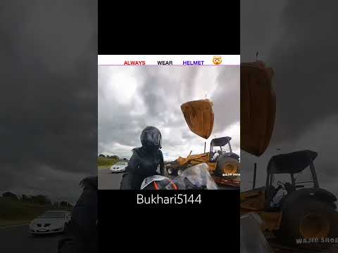 Always wear helmet???? #bukhari5144 #vlogging #comedyvideos #funny #memes