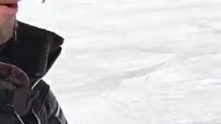 Novak Djokovic skiing