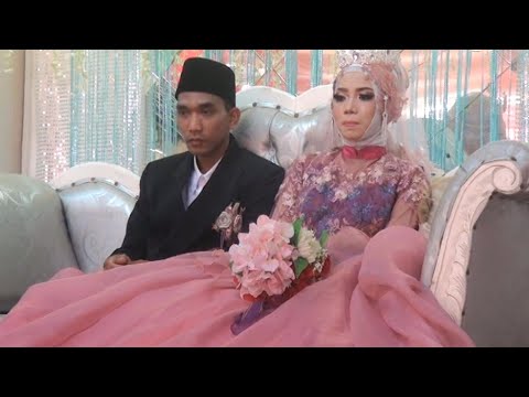 Bu Nyai Turun Langsung Menasehati Pengantin Baru yang Statusnya Masih Santrinya