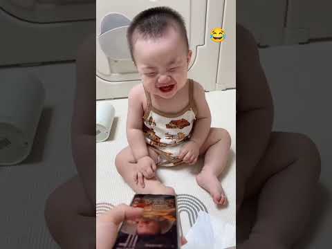 cute baby😂