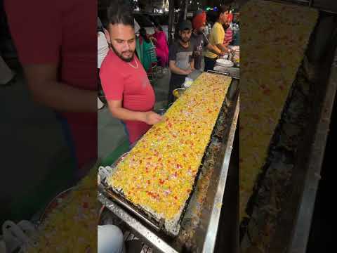 Ludhiana Famous Crispy Rawa Dosa Making | Indian Street Food